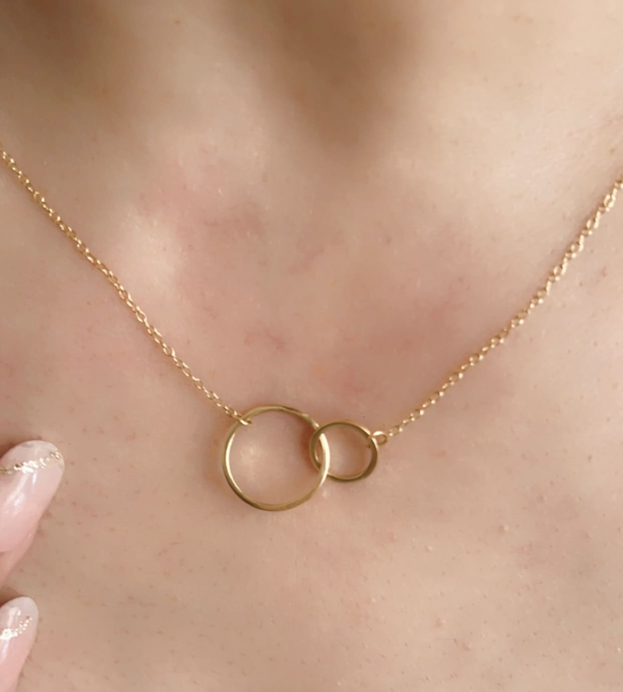 Interlocking Infinity Circle Necklace
