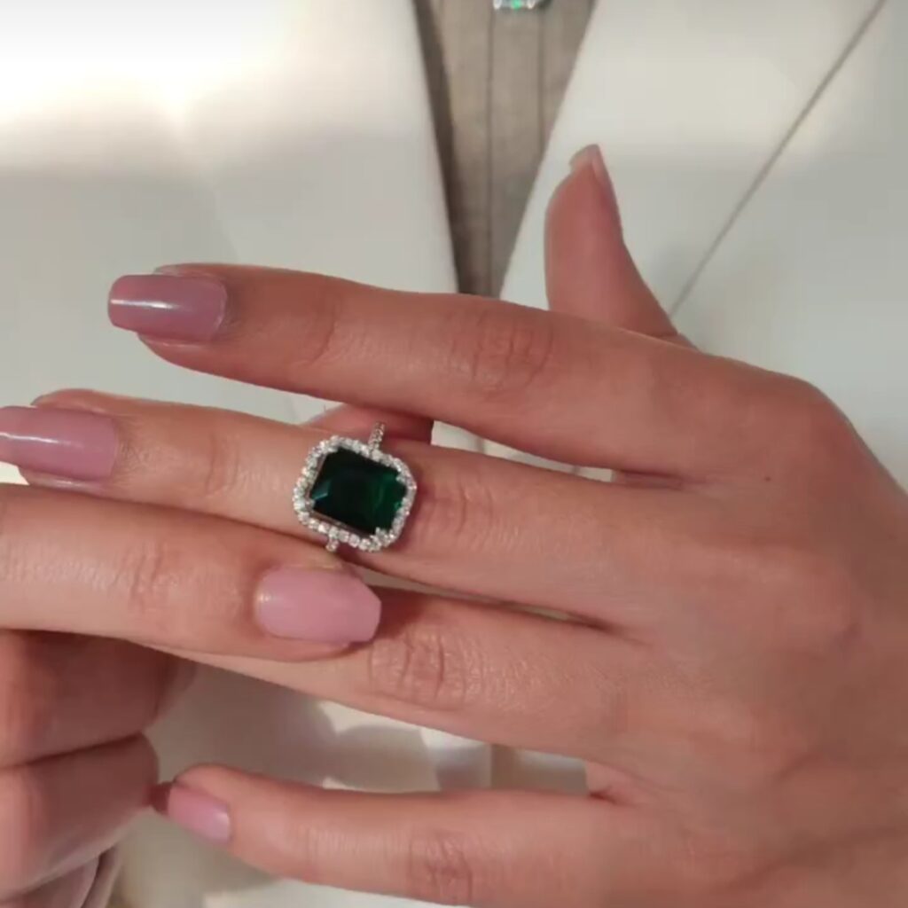Emerald Green Silver Ring
