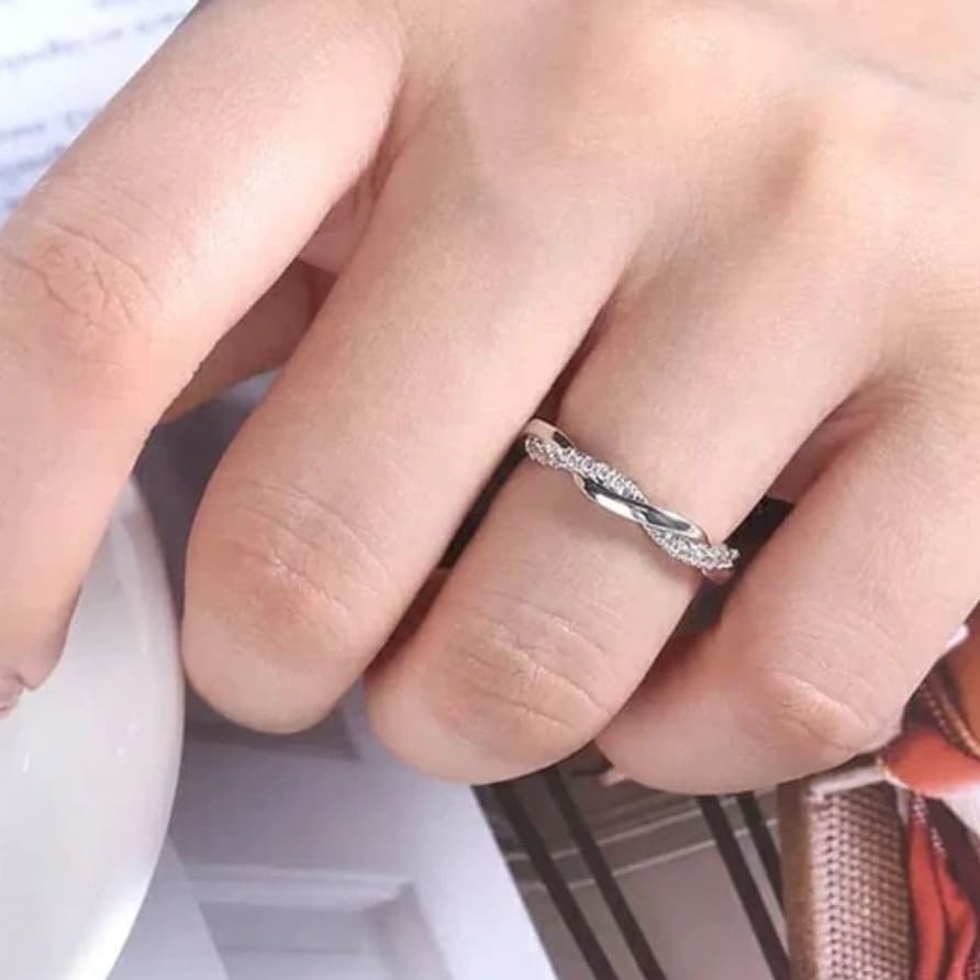 Silver Twisting Ring