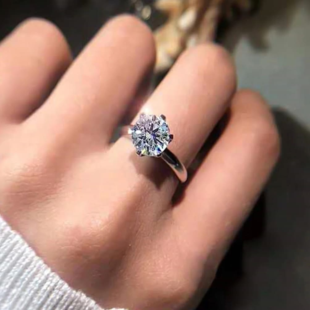 Solitaire Minimal Ring