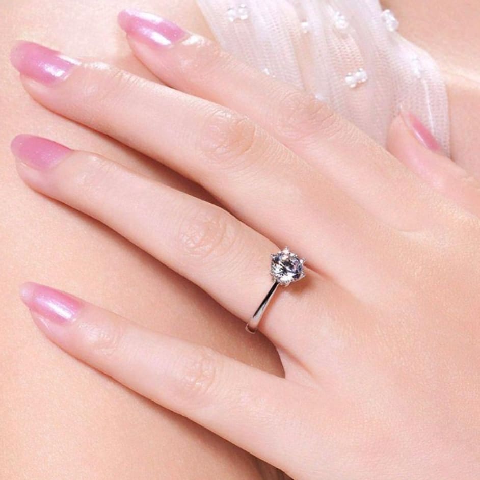 Solitaire Minimal Ring