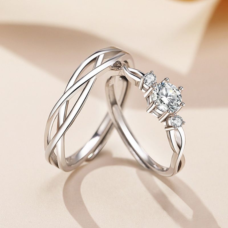 Twisting Love Couple Bands