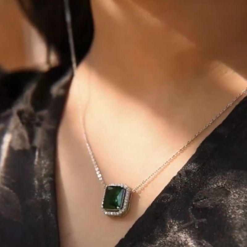 Emerald Green Necklace Set